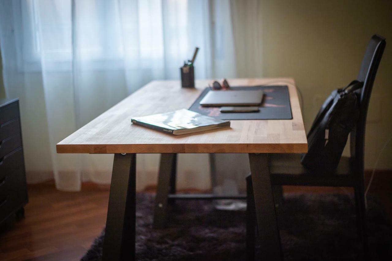 Cinematic Modern Flat, 100 Mt Da Ospedale Apartment Ravenna Bagian luar foto